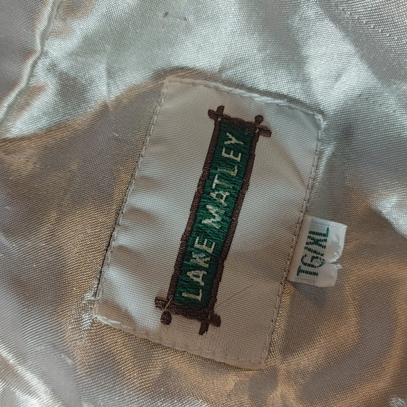 Lake Matley Hooded Coat - Picture 3 of 11